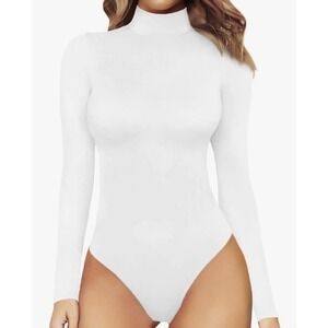 NEW White Mock Neck XL‎ Long Sleeve Fitted Bodysuit Snap Closure